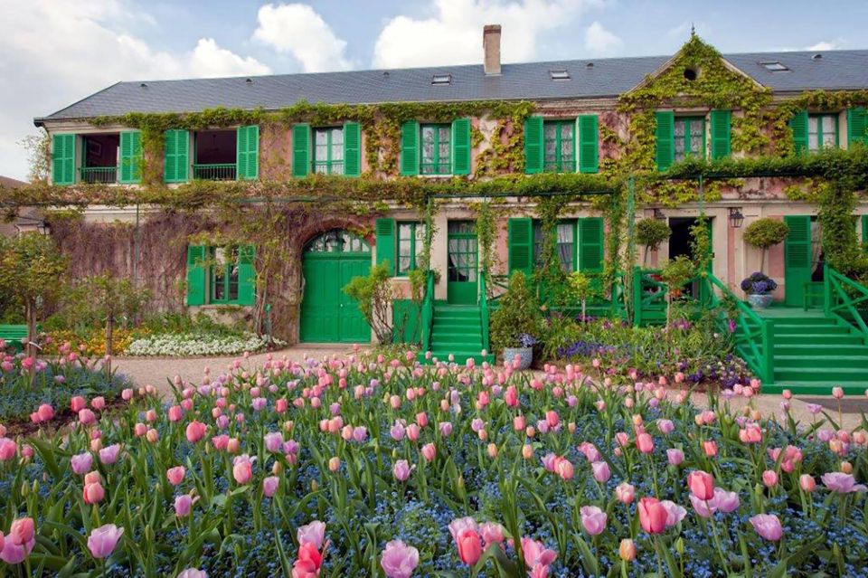 Paris: Transport and Visit Giverny Claude Monet 7 People - Contact and Special Needs