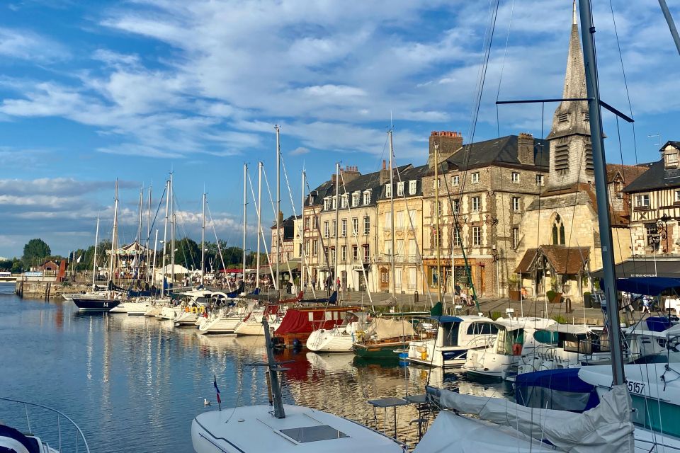 Private Live-guided Mont Saint-Michel, Honfleur by Mercedes - Common questions