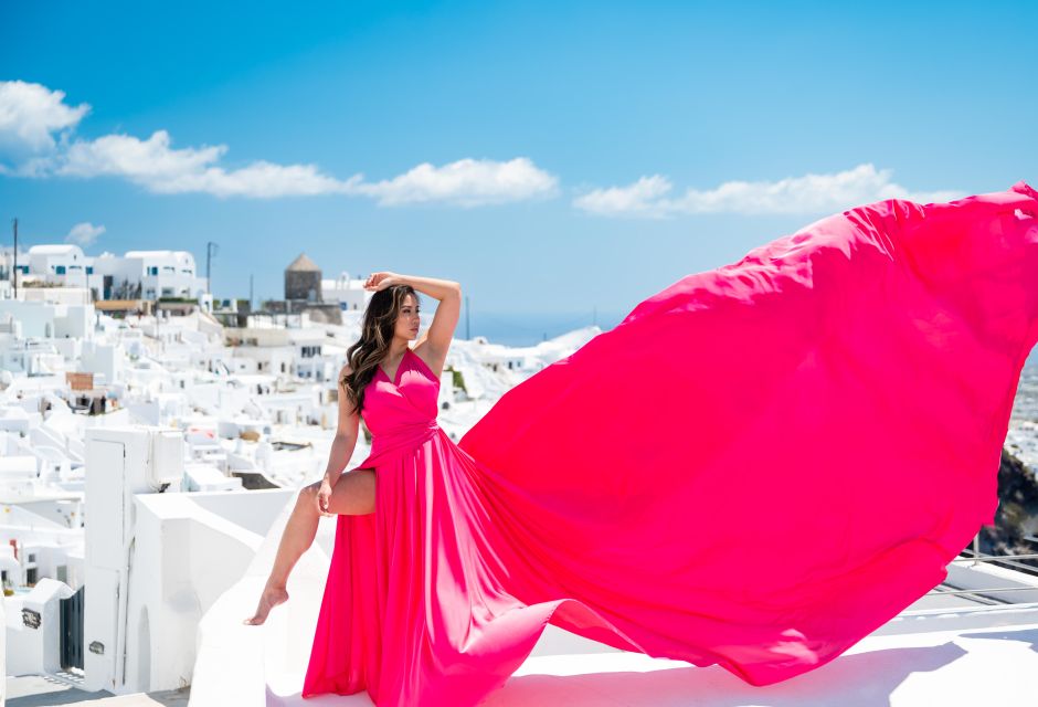 Santorini: Proffessional Flying Dress Photoshoot - Price: From €500 per Group up to 3