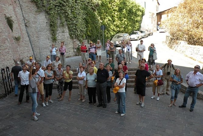 Small Group Tour of Assisi and St. Francis Basilica - Common questions