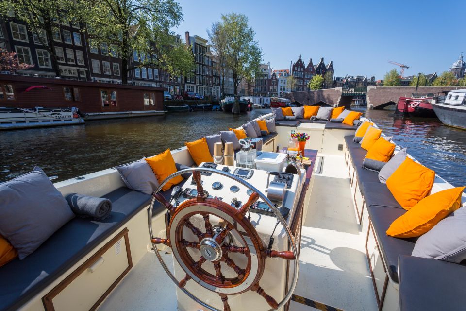 Amsterdam: Canal Cruise in German With Unlimited Drinks - Common questions