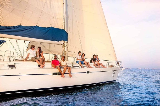 Puerto Vallarta, Luxury Sunset Sailing - Friendly and Accommodating Crew