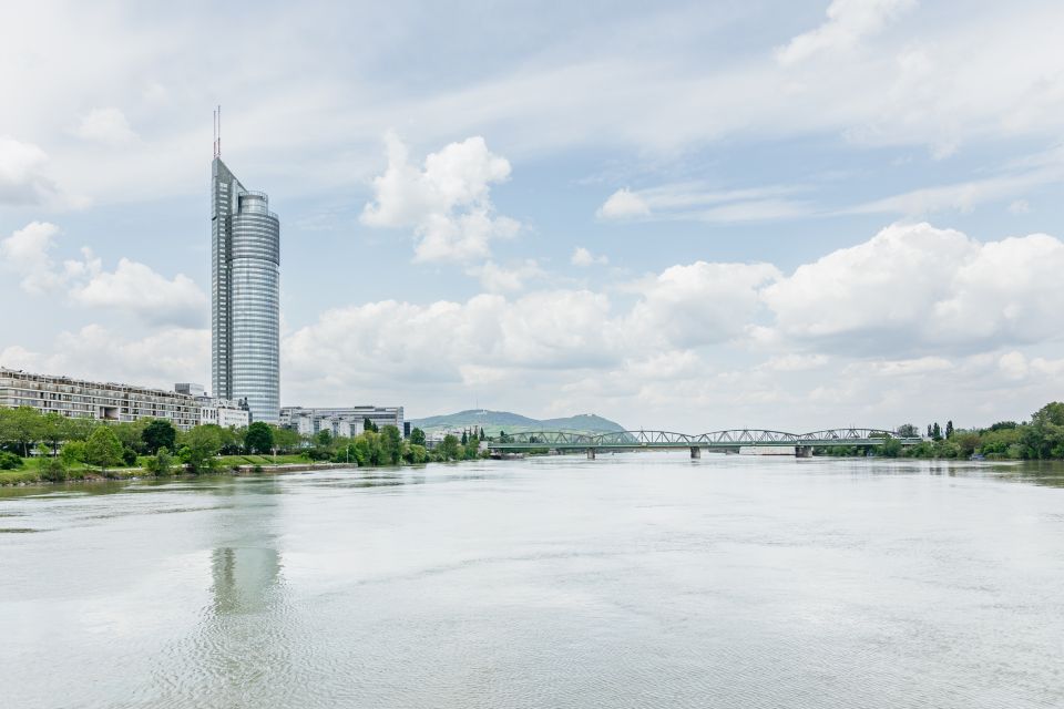 Vienna: Boat Cruise on the Danube Canal With Optional Lunch - Key Landmarks Along the Route