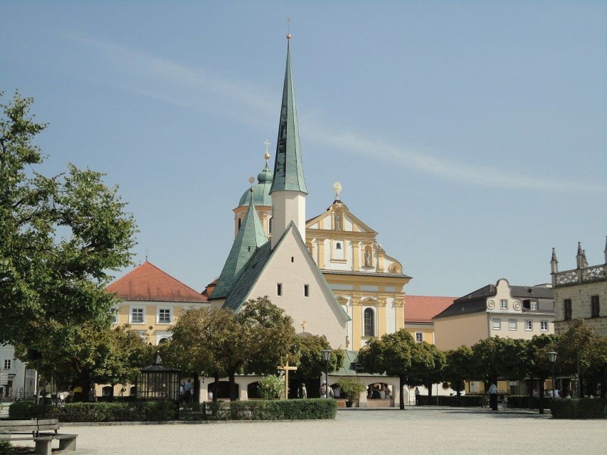 Altötting: Private Guided Walking Tour - Key Points