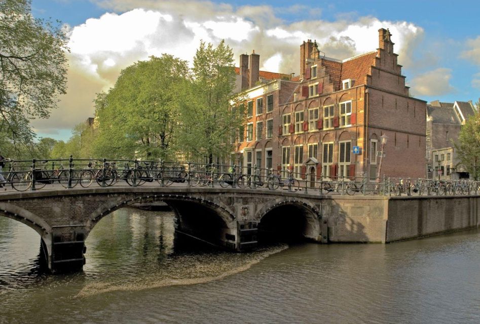 Amsterdam Old Town: Self-Guided City Walk - Key Points