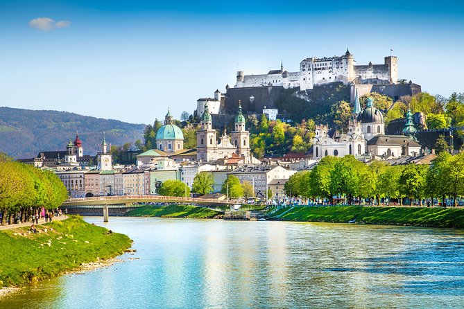 Arrival Private Transfers: Salzburg Airport SZG to Salzburg in Business Car - Key Points