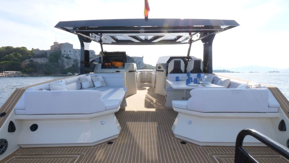 Athens: Private Daily Yacht Cruise to Spetses and Porto Heli - Cruise Details