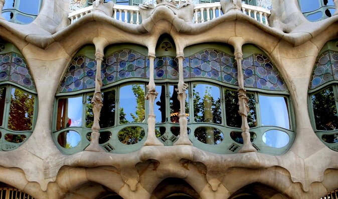 Barcelona & Gaudi. Regular Tour - Key Points