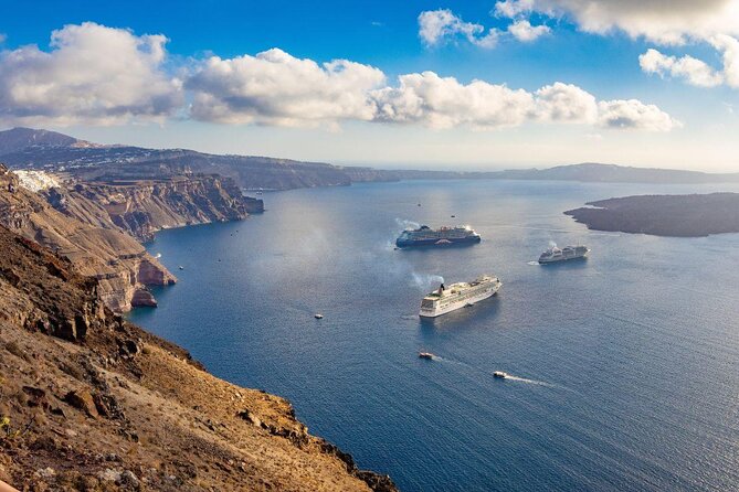 Caldera & Oia Sunset With King Thiras Boat - Key Points