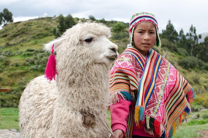 Cusco to Tres Rainbows Mountain Full-Day Tour With Admission