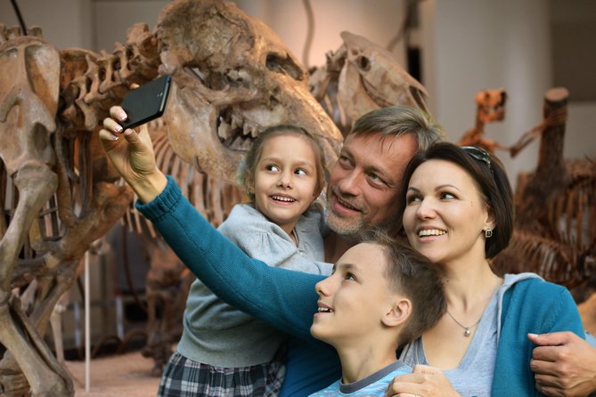Dinosaurs Family Tour in the Natural History Museum of Paris - Key Points
