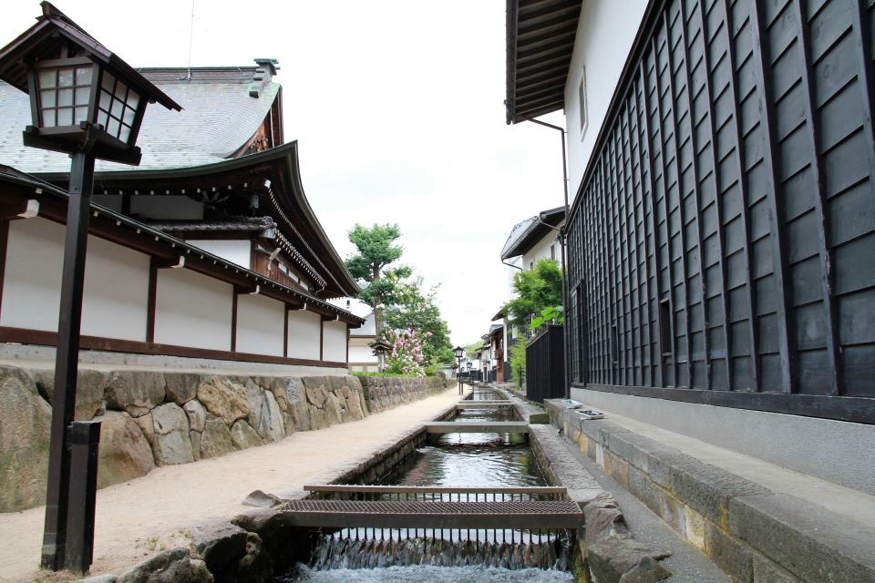 From Kanazawa: Visit Shirakawago, Hida-Furukawa, and Takayama - Key Points