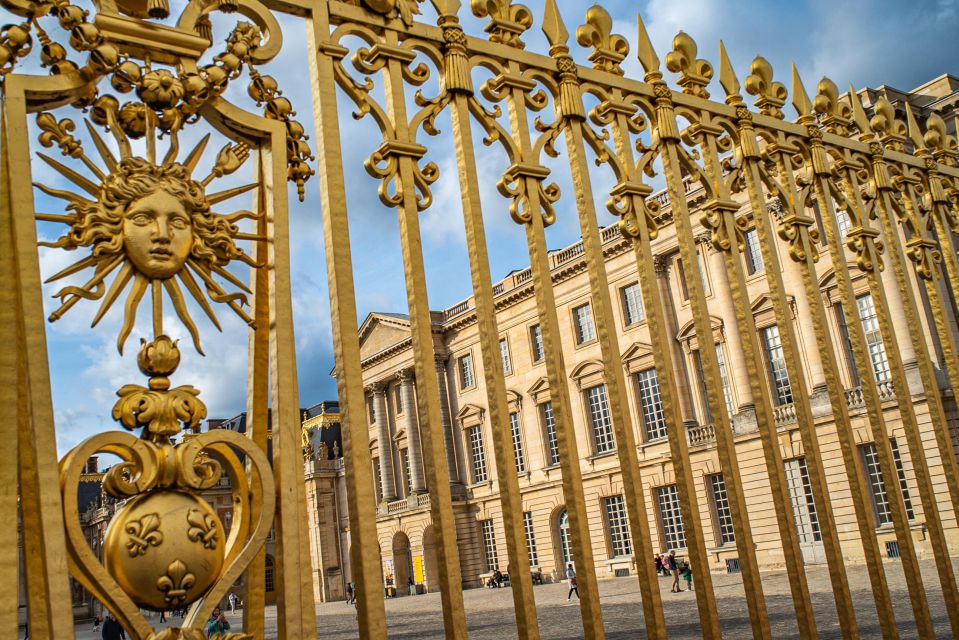 From Paris: Versailles Palace & Gardens Private Guided Tour - Key Points
