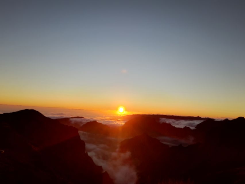 Funchal: Pico Do Arieiro Sunset Tour With Sushi and Drinks - Key Points