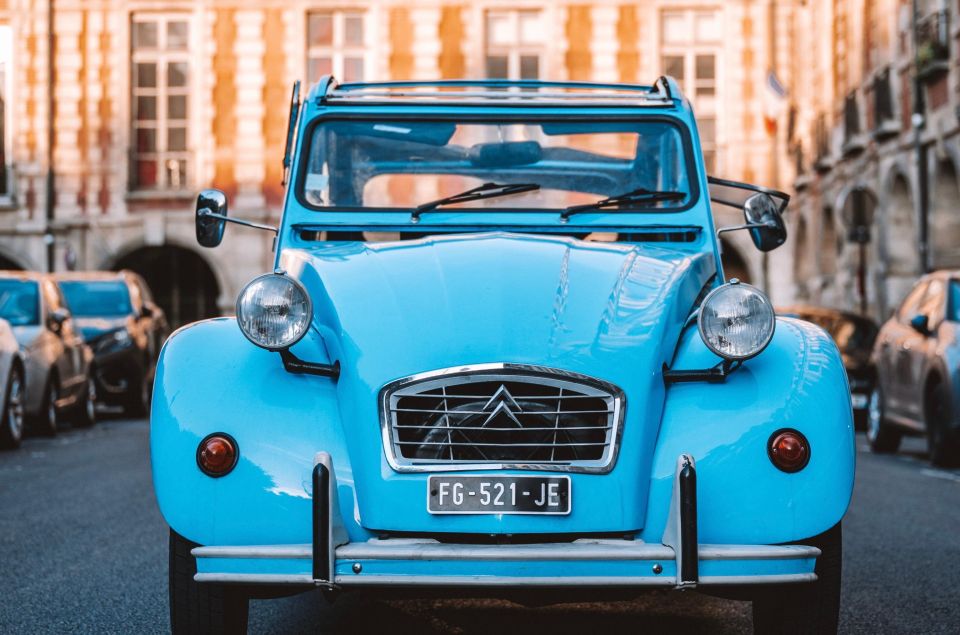 Guided Tour of Paris in Classic Convertible - Key Points