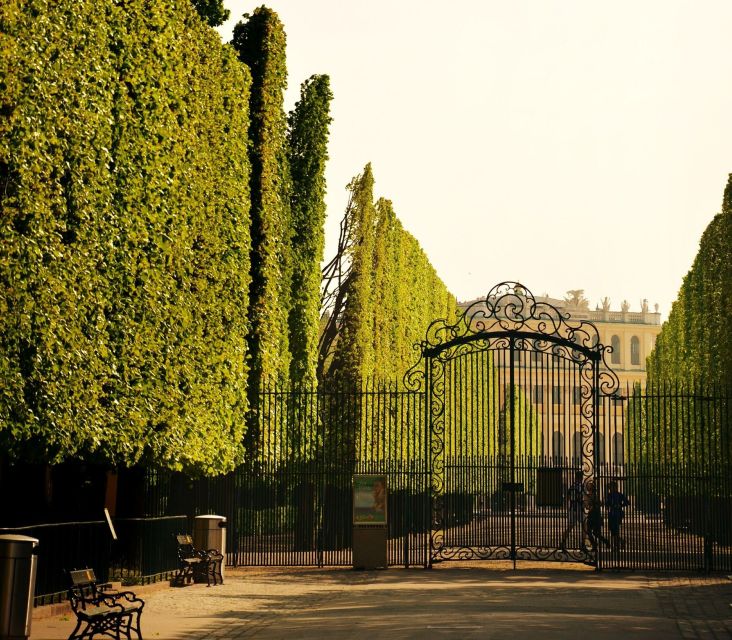 Half-Day History Tour of Schönbrunn Palace - Key Points