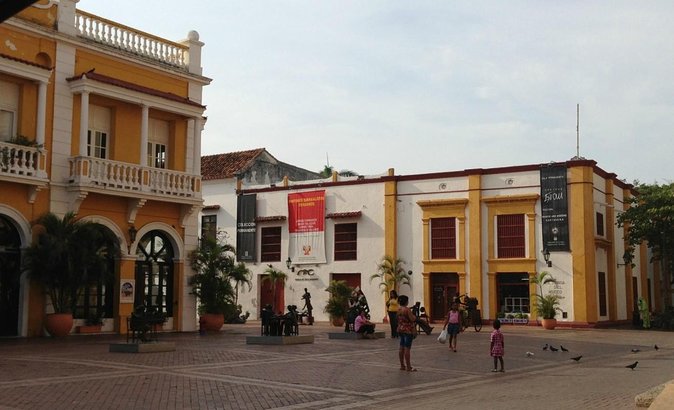 Historic Center & Getsemaní Shared Tour in Cartagena - Key Points