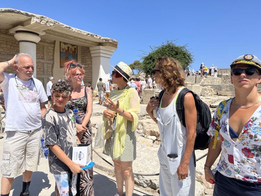 Knossos Palace: Private Guided Tour With Skip-The-Line Entry - Key Points