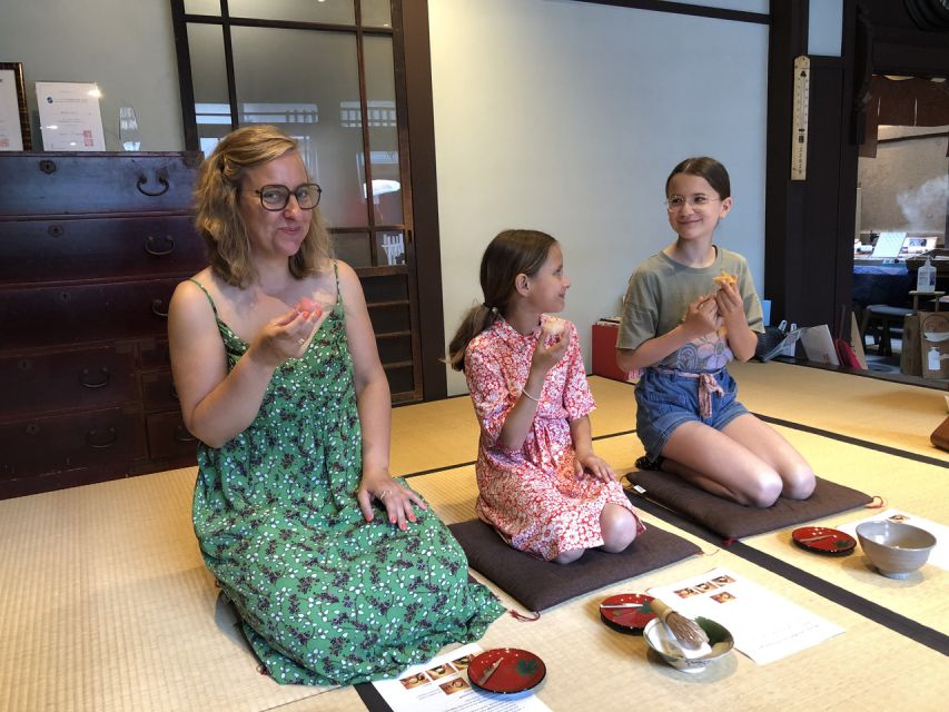 Kyoto: Zen Matcha Tea Ceremony With Free Refills - Key Points