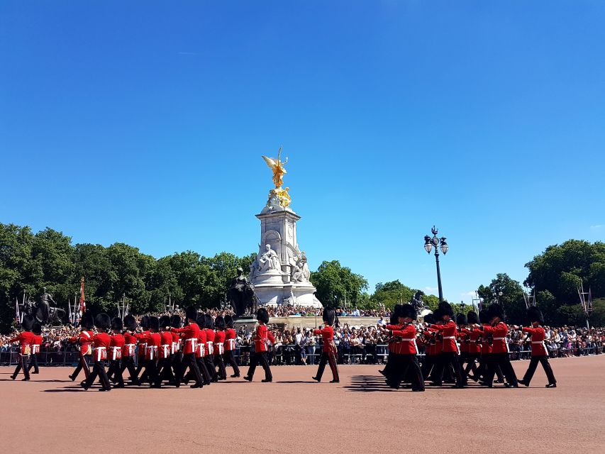 London: Palaces and Parliament Walking Tour - Key Points
