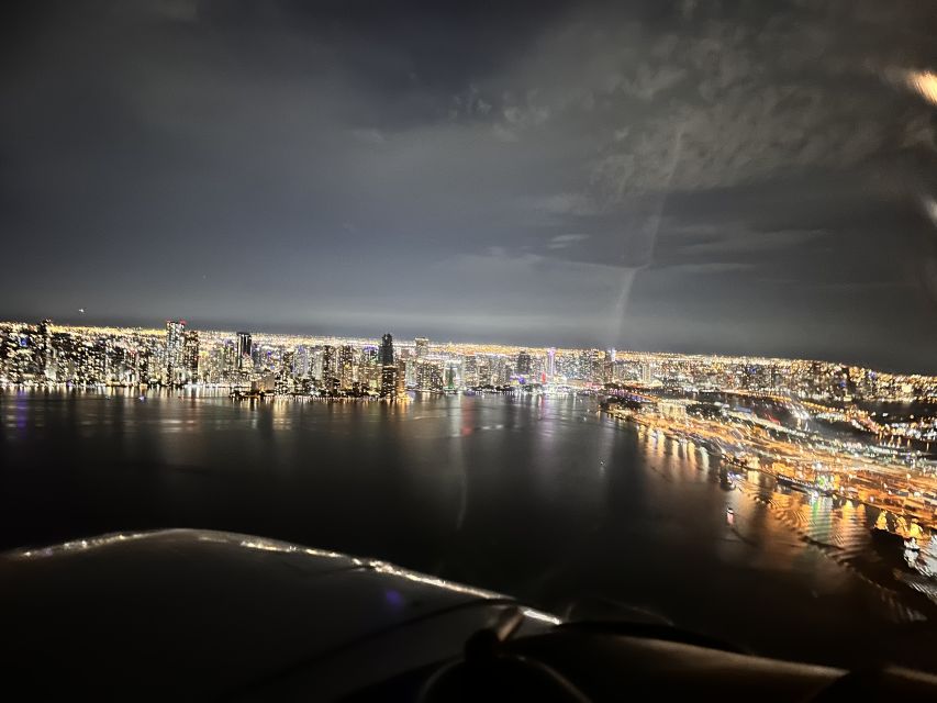 Miami: Romantic 1-Hour Private Flight Tour With Champagne - Tour Highlights