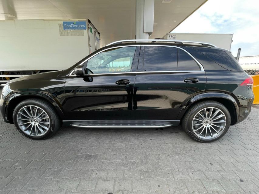 Milan: Luxury Car Rental MERCEDES BENZ GLE SUV 4X4 BLACK - Key Points