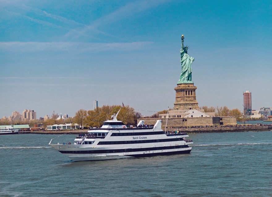 New York City: Brunch, Lunch, or Dinner Buffet River Cruise - Cruise Highlights
