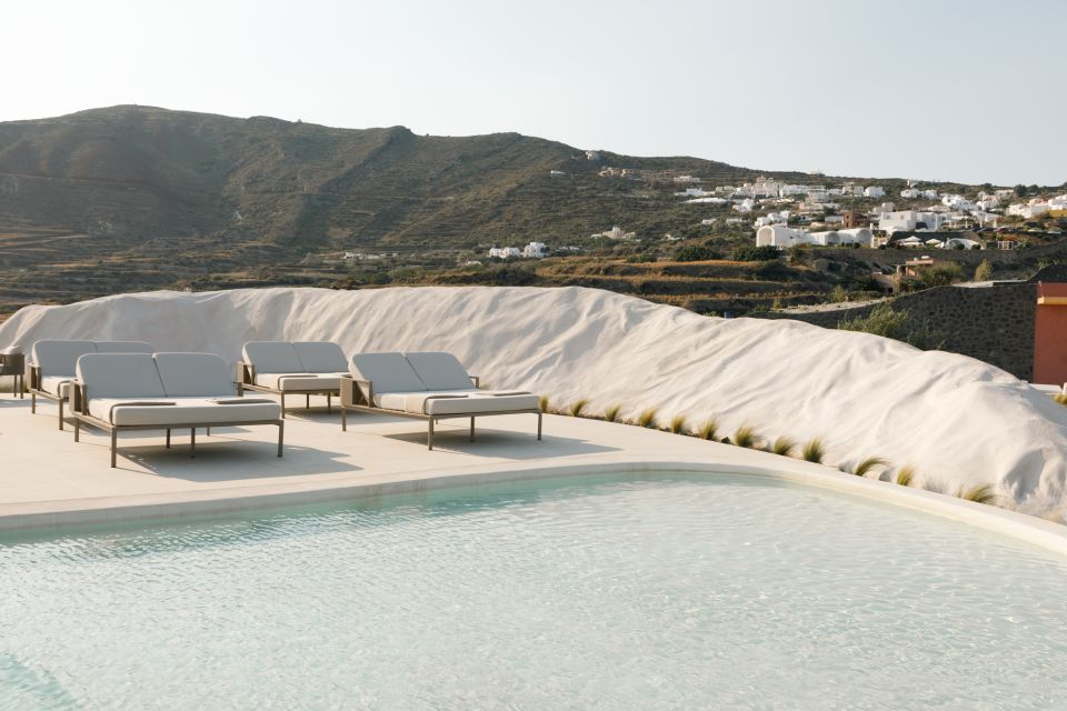 Oia: Retreat Infinity Pool Ticket With Sea and Sunset Views - Key Points