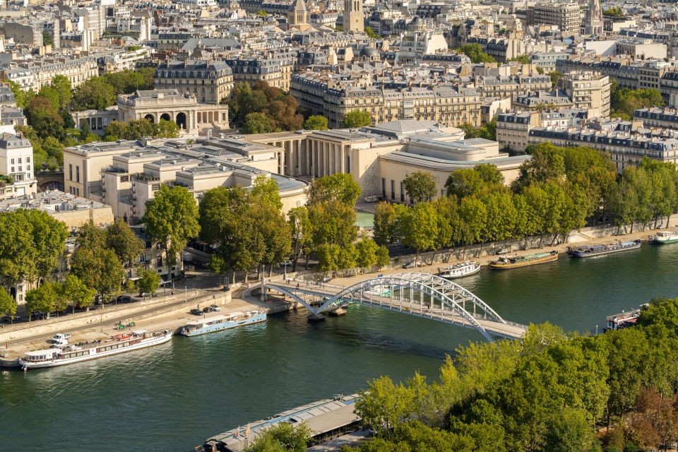 Paris: Eiffel Tower Guided Tour and Seine River Cruise - Key Points