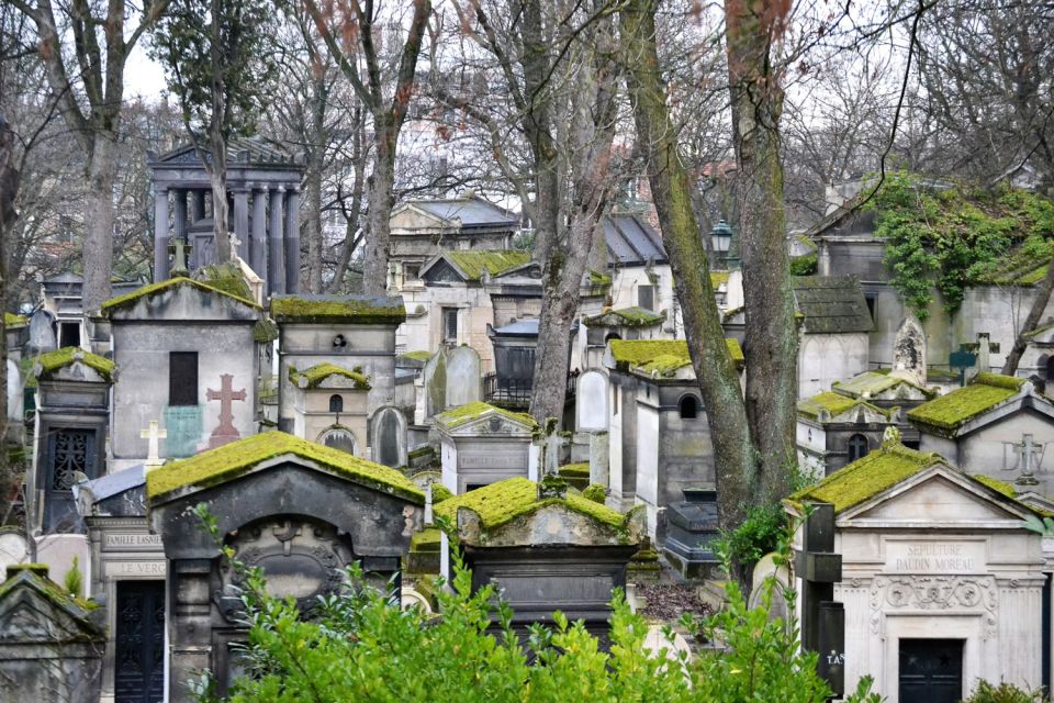 Paris: Explore Pere Lachaise Cemetery With a Guide - Key Points
