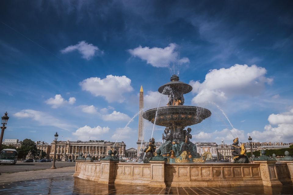 Paris: Walking Tour With Louvre Museum Skip-The-Line Ticket - Key Points