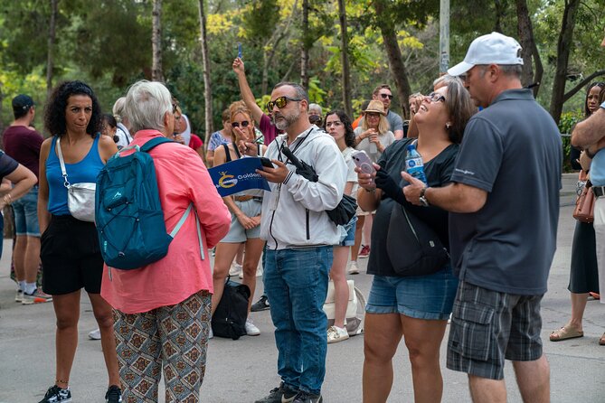 Park Guell Guided Tour With Skip the Line Ticket - Key Points