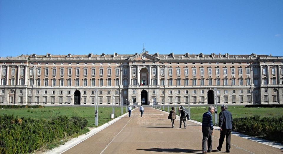 Private Tour Caserta: Royal Palace & Outlet Shopping - Key Points