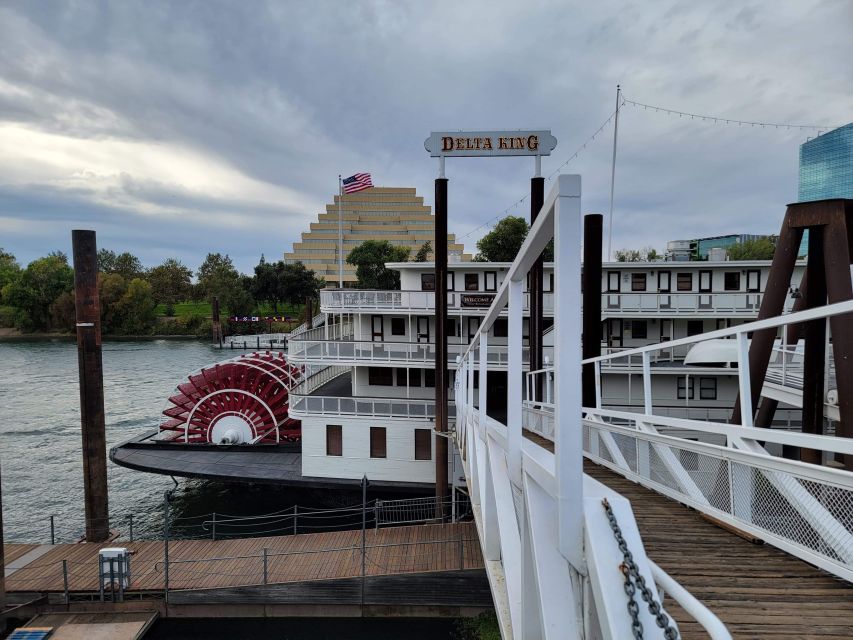 Sacramento: Gold Rush & Ghosts SmartPhone App Walking Tour - Key Points