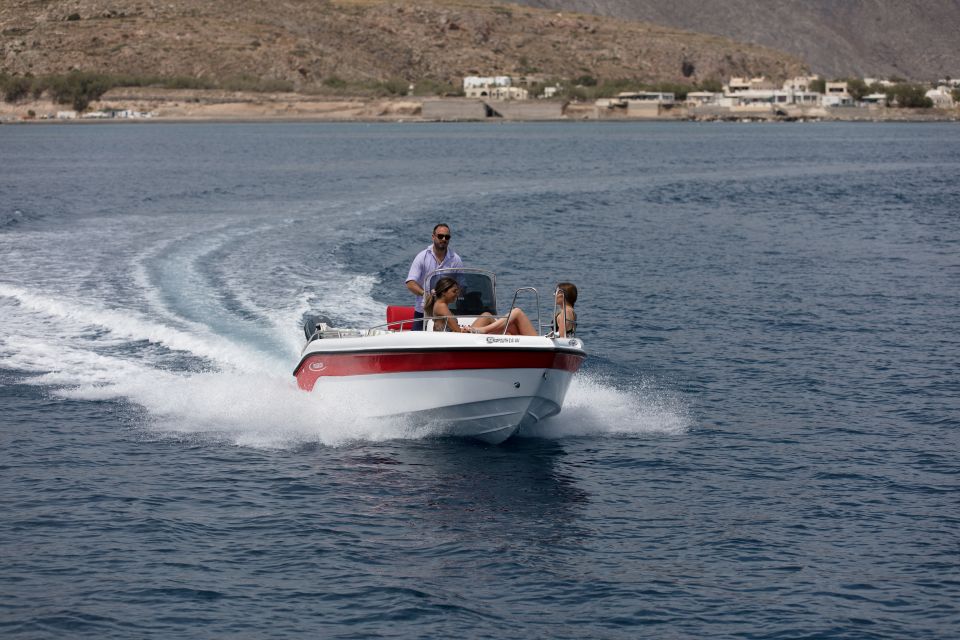 Santorini: License Free Boat - Key Points