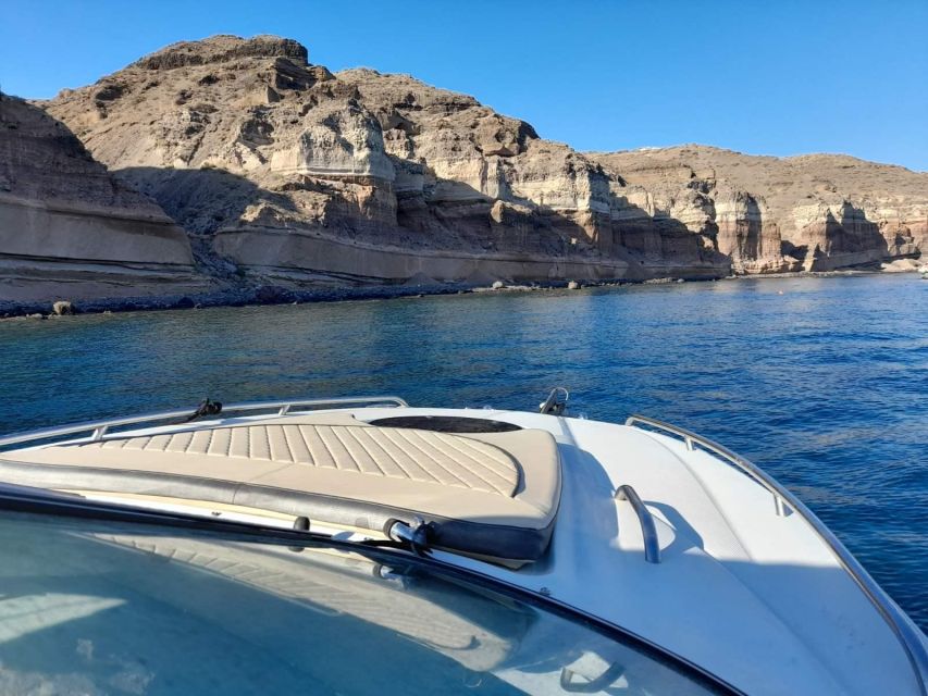 Santorini: Luxury Private Speedboat With Food and Drinks - Key Points