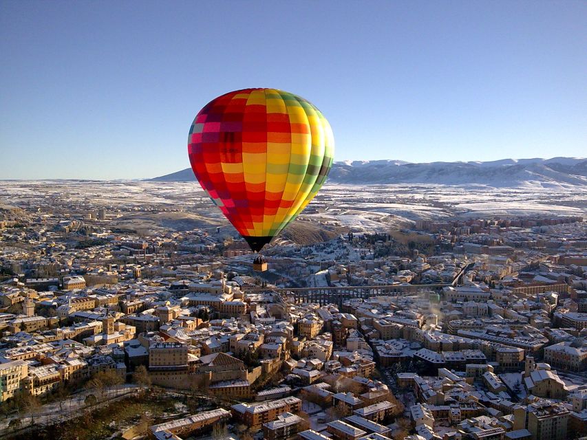 Segovia: Hot-Air Balloon Flight With Optional 3-Course Lunch - Key Points