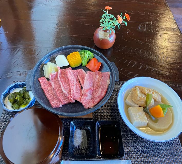 Shirakawa-Go From Nagoya 1D Bus Ticket With Hida Beef Lunch - Key Points