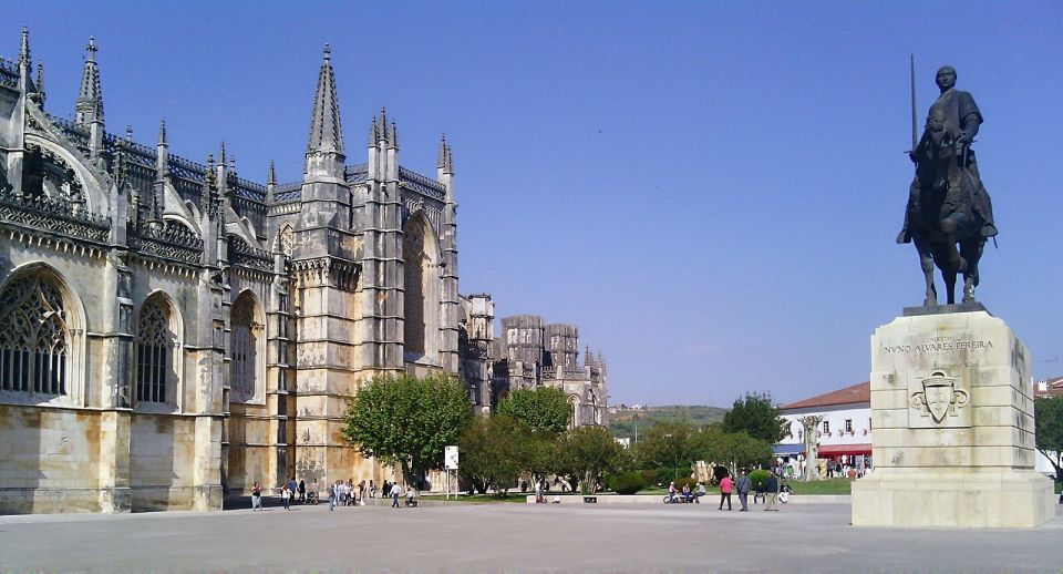 Tomar, Batalha and Alcobaca Private Tour - Key Points