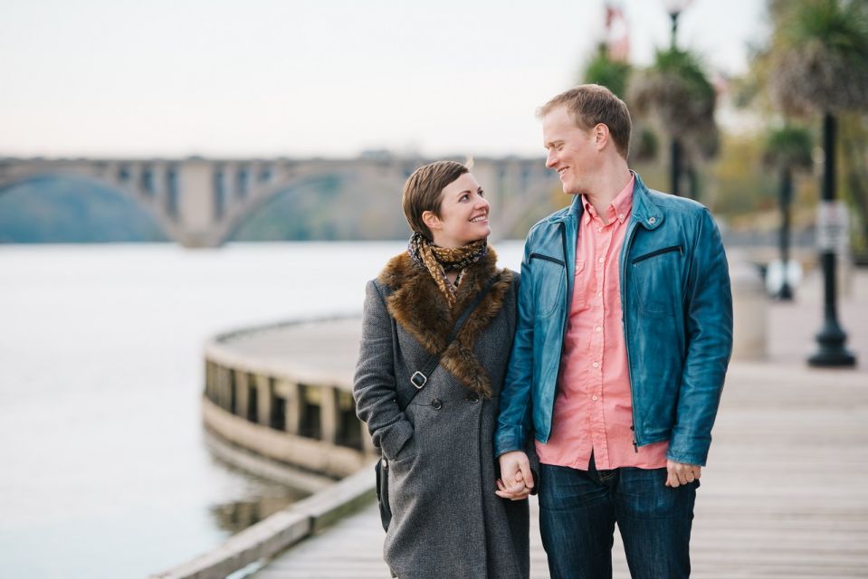 Washington: Romantic Photoshoot in Georgetown Waterfront - Key Points