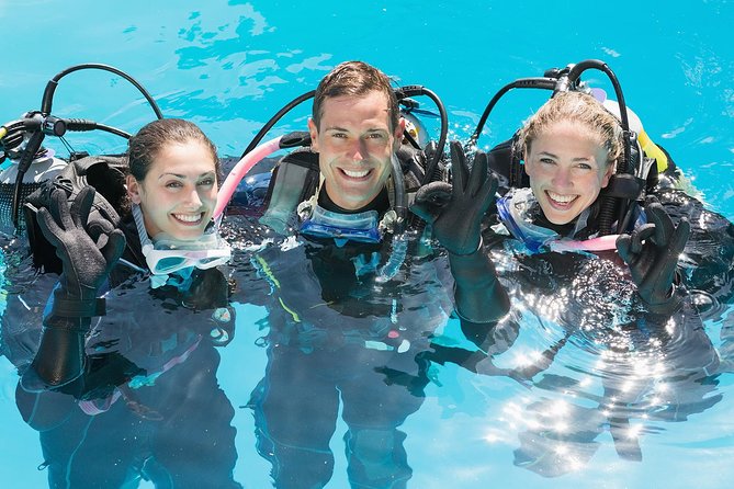 West Bay Beach Discover Scuba Diving Course for Beginners  - Roatan - Required Equipment