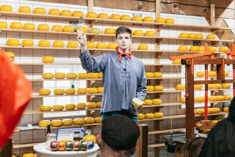 Amsterdam: Live-Guided Zaanse Schans & Cheese Tasting Tour