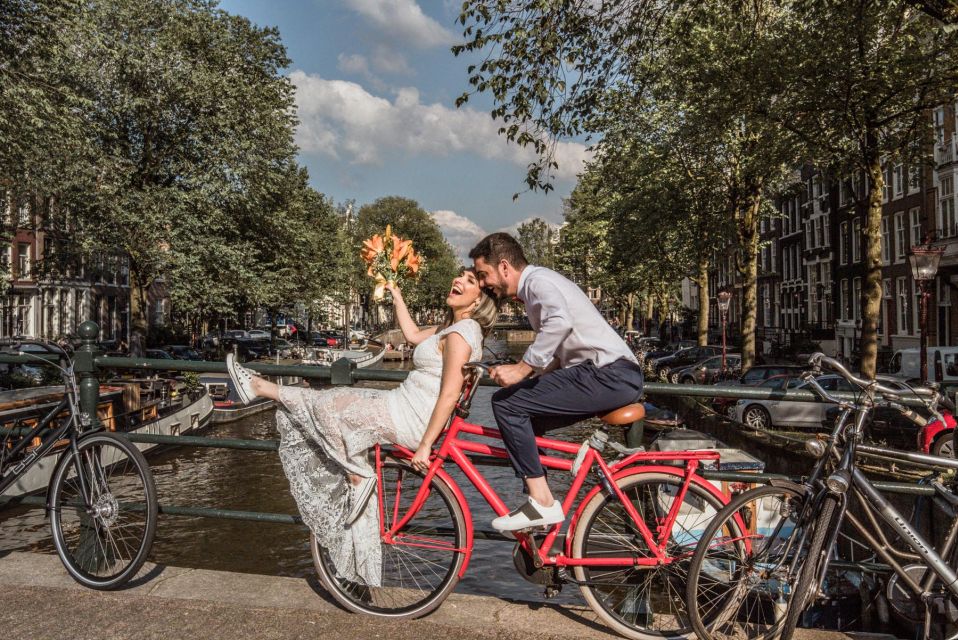 Amsterdam: Professional Photo Shoot - Activity Details