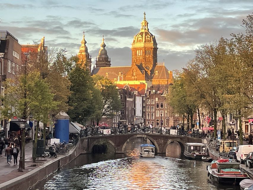 Amsterdam: Red Light District & Historical City Center - Explore Amsterdams Vibrant Red Light District