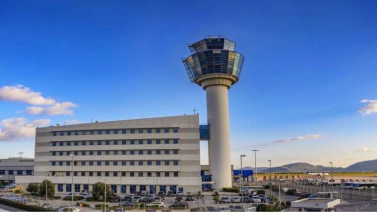 Athens Airport To Piraeus Port/Hotels Luxury Transfer