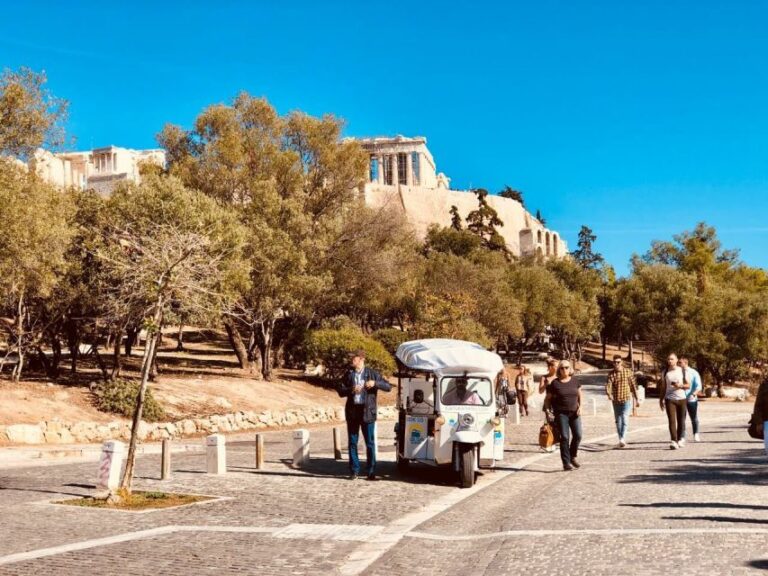 Athens: Private 3-Hour City Tour on Eco-Friendly Tuk Tuk