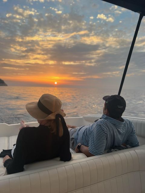 Capri: Sunset Boat Tour