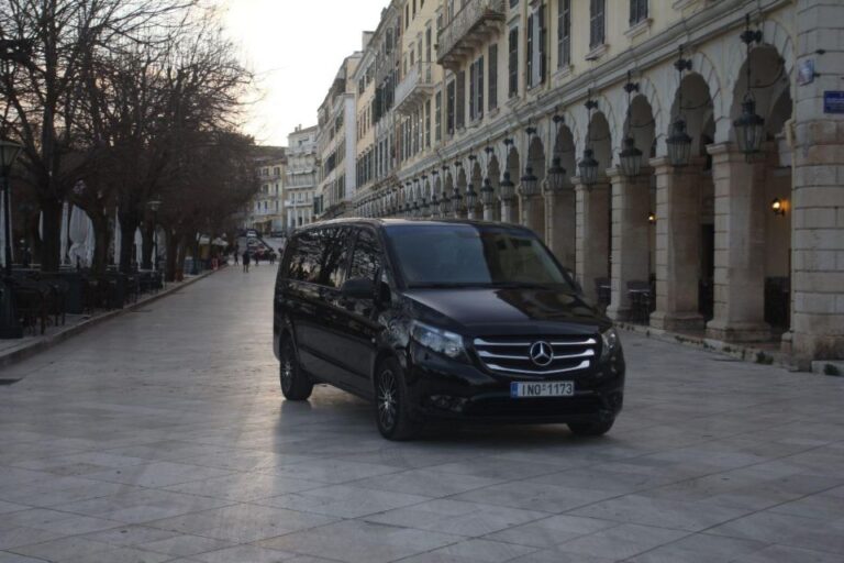 Corfu Old Town: Round-Trip Private Transfers