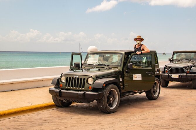 Cozumel Private Jeep Tour With Snorkeling Experience and Lunch