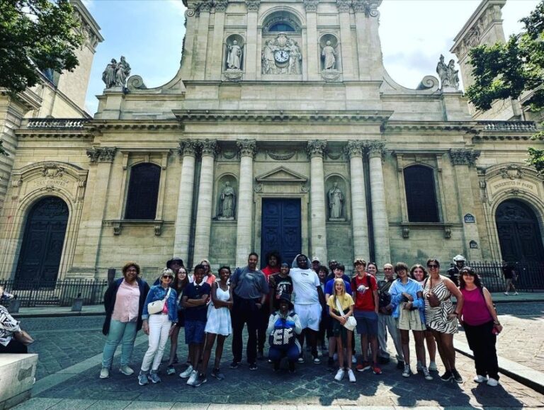 Discover Paris Like a Local: Private Half-Day Tour